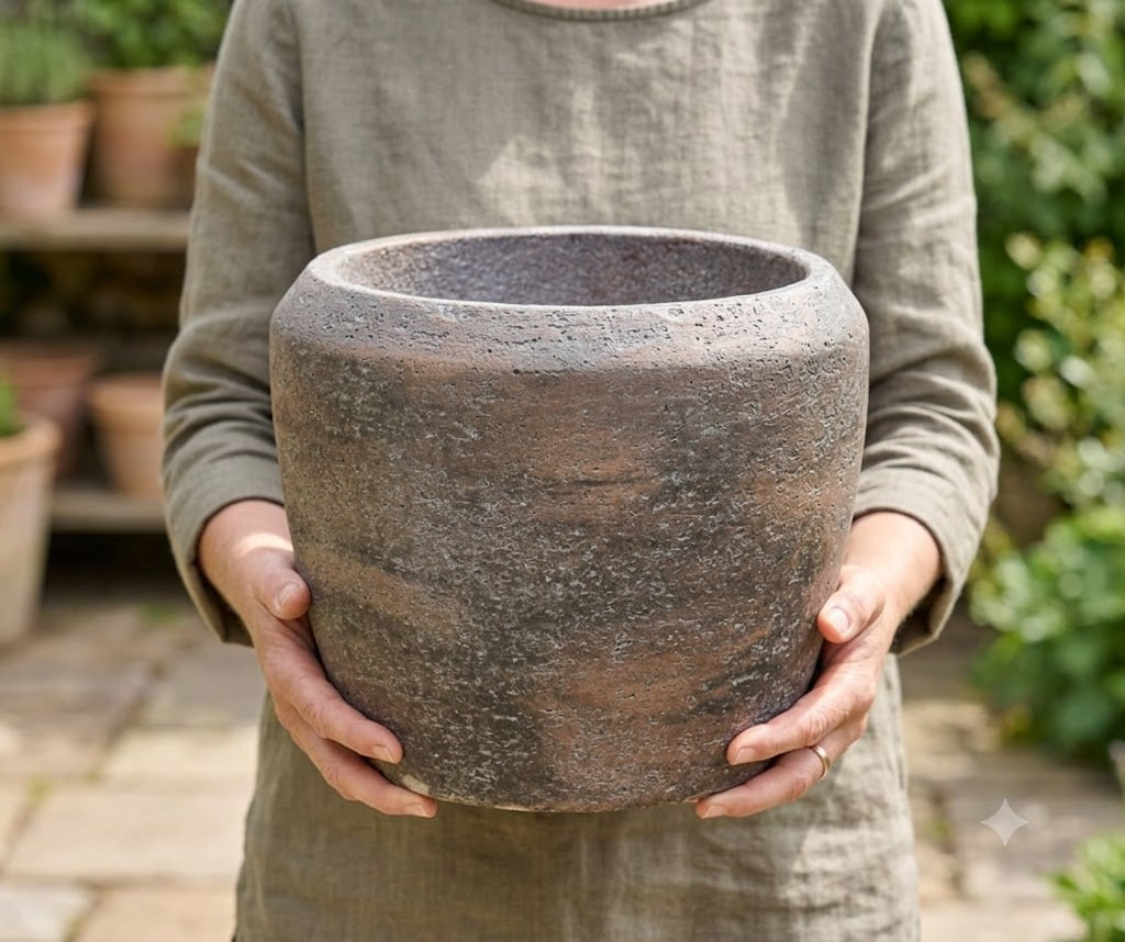 Donica Modern Brown – okrągła, cement GRC, wys. 26 cm