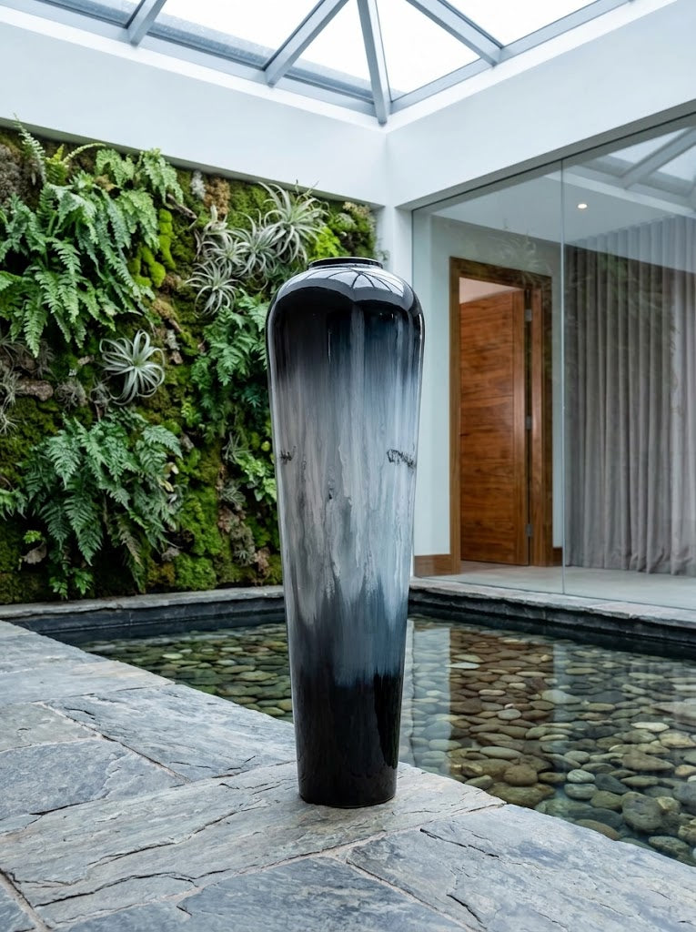 Wazon podłogowy Modern Blue – metal, 95 cm, efekt atramentu