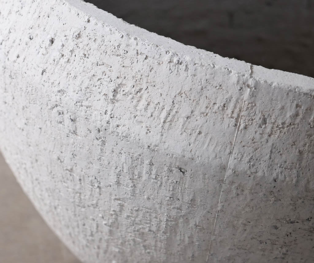 Modern white Donica 2A