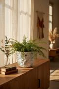 Osłonka Albero White Kwiaty – lifestyle boho salon, komoda