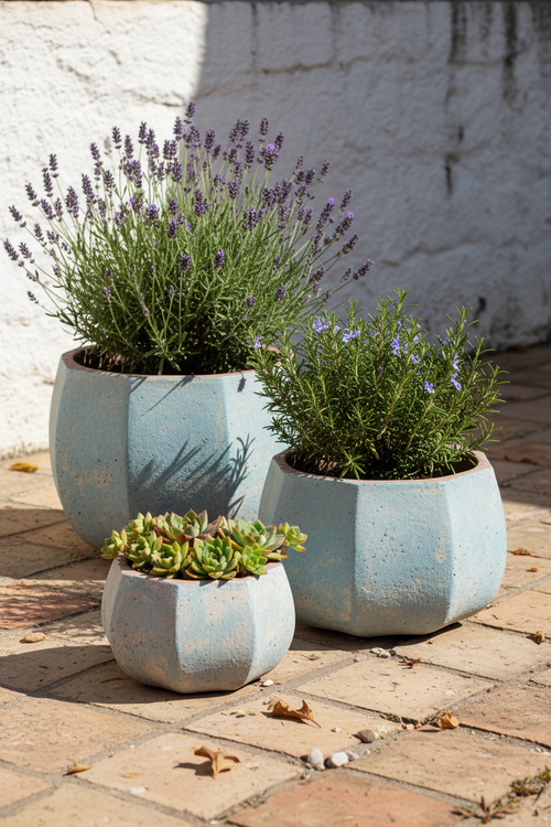 Komplet 3 donic Garden Old Blue – lifestyle na tarasie śródziemnomorskim